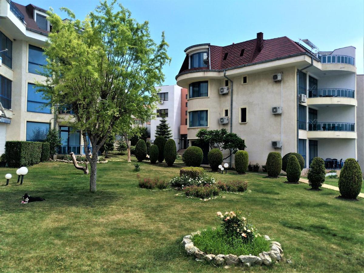 Baratero Vlas Marina Apartment Sveti Vlas Exterior photo
